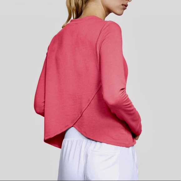Under Armour Tops - Under Armour tulip-hem long sleeve top in coral.
